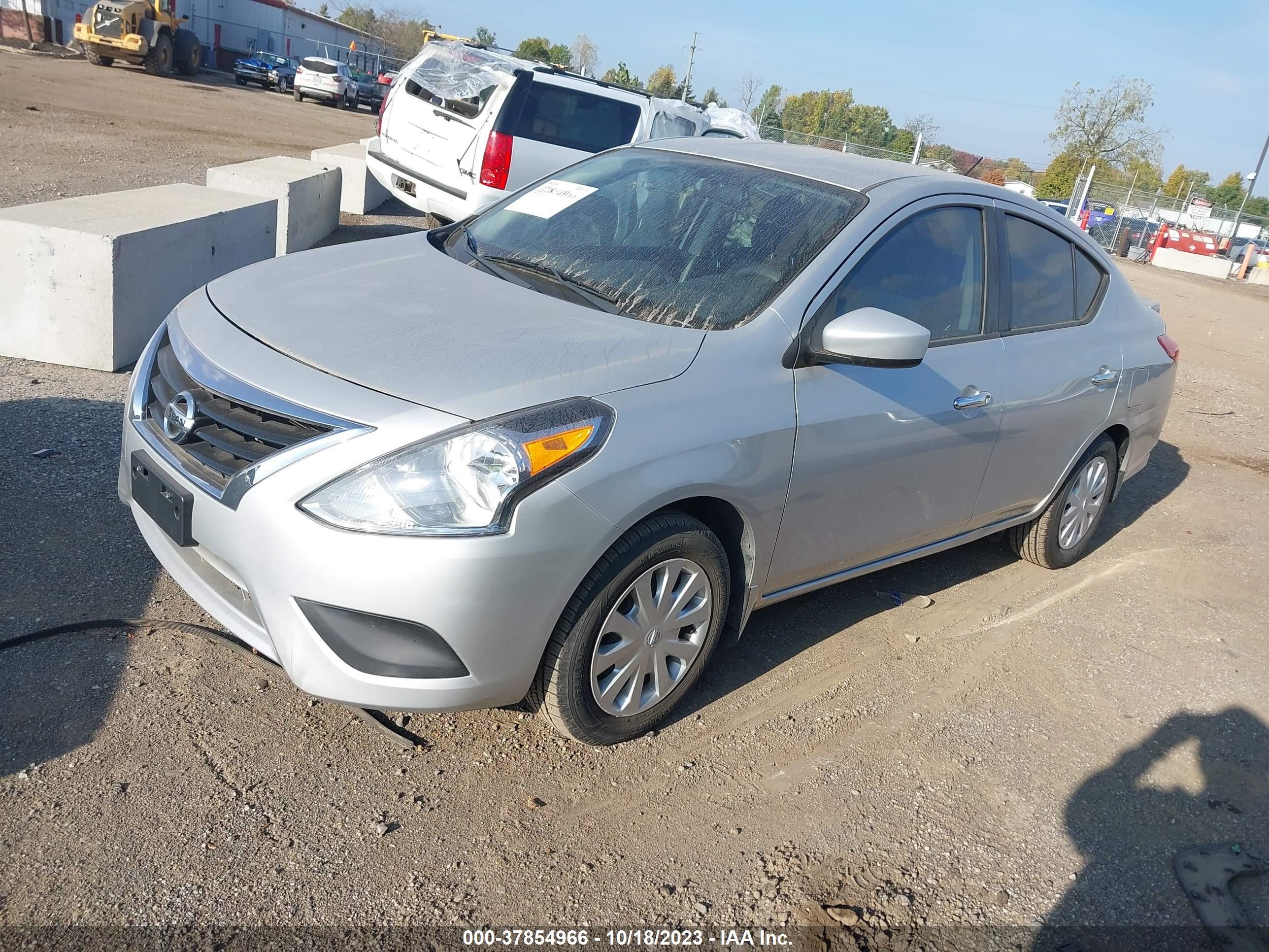 Photo 1 VIN: 3N1CN7AP8HL820539 - NISSAN VERSA 