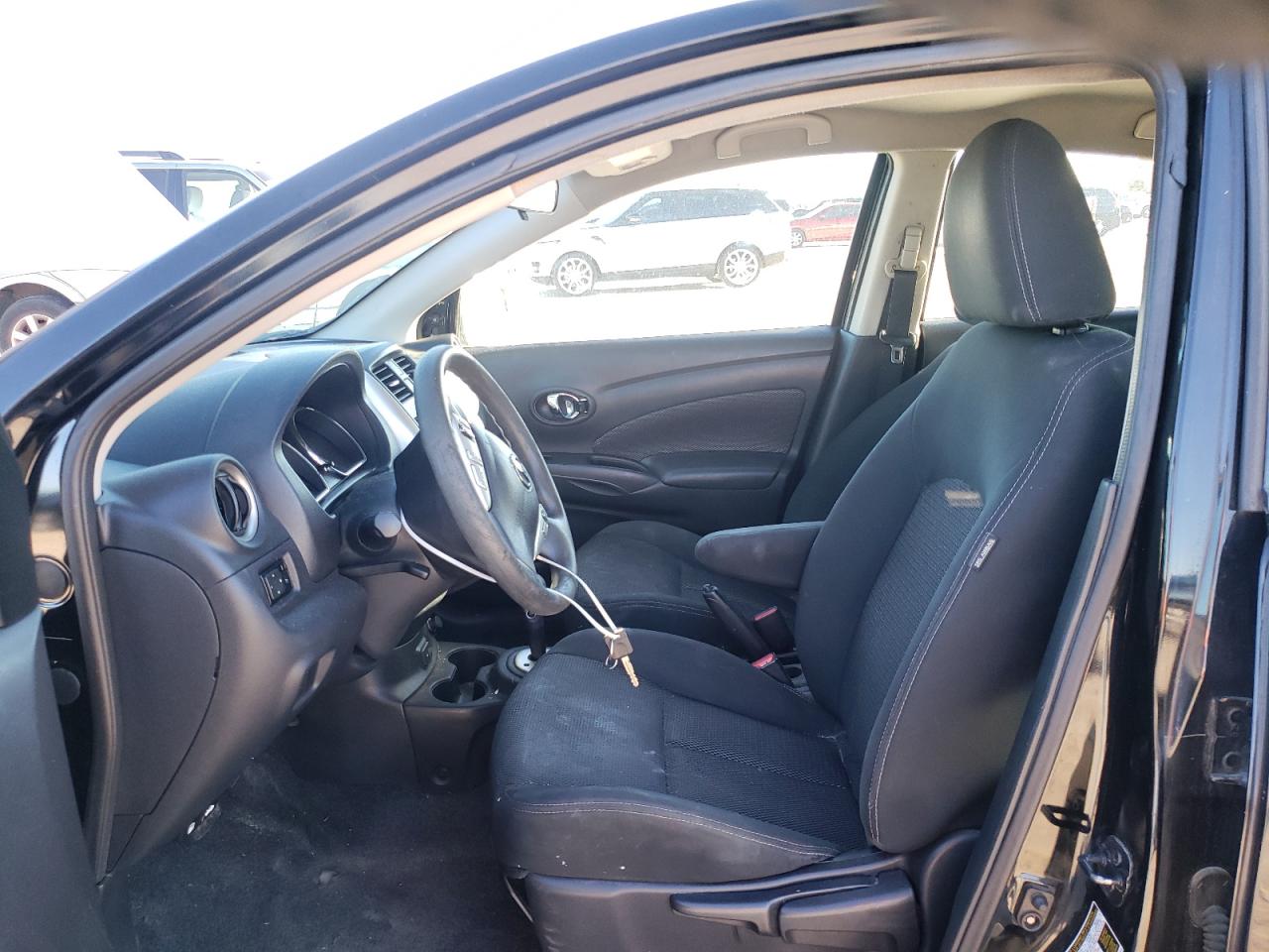 Photo 6 VIN: 3N1CN7AP8HL844940 - NISSAN VERSA 