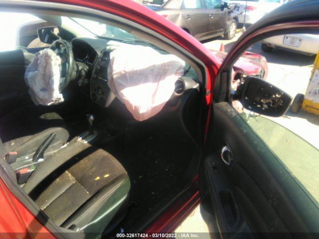 Photo 4 VIN: 3N1CN7AP8JK443643 - NISSAN VERSA SEDAN 