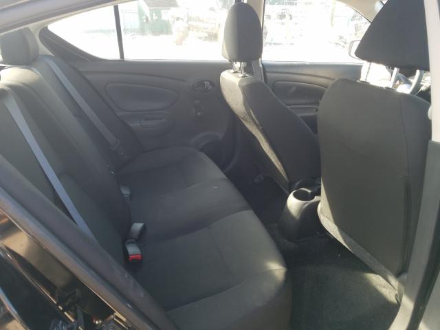 Photo 5 VIN: 3N1CN7AP8JL805013 - NISSAN VERSA S 