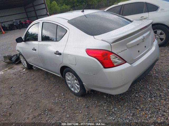 Photo 2 VIN: 3N1CN7AP8JL811135 - NISSAN VERSA 