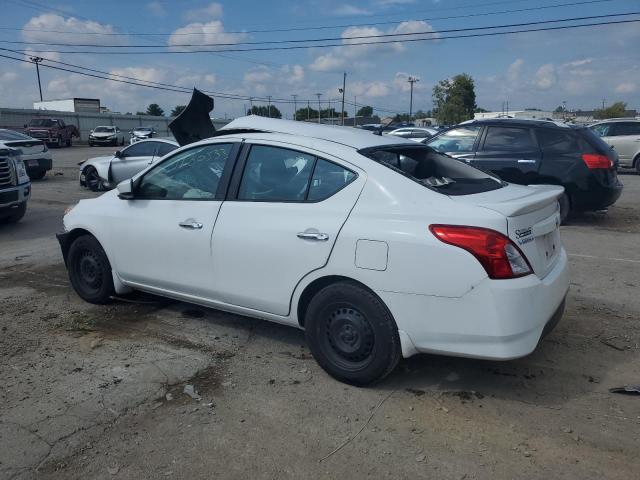 Photo 1 VIN: 3N1CN7AP8JL820773 - NISSAN VERSA 