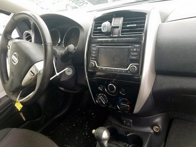 Photo 8 VIN: 3N1CN7AP8JL822832 - NISSAN VERSA S 