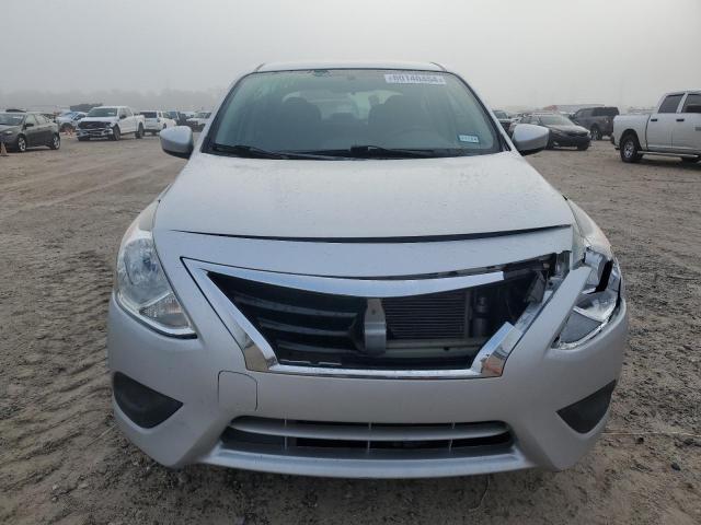 Photo 4 VIN: 3N1CN7AP8JL834253 - NISSAN VERSA S 