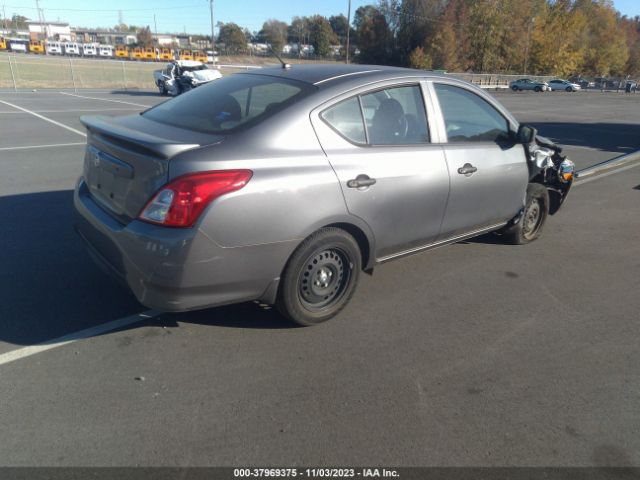 Photo 3 VIN: 3N1CN7AP8JL843339 - NISSAN VERSA 