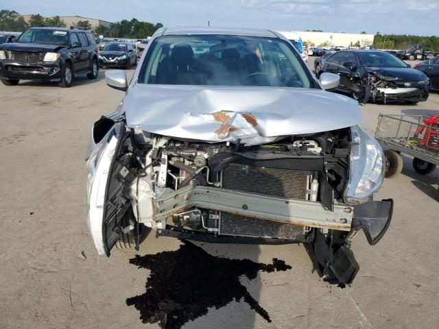 Photo 4 VIN: 3N1CN7AP8JL856351 - NISSAN VERSA S 