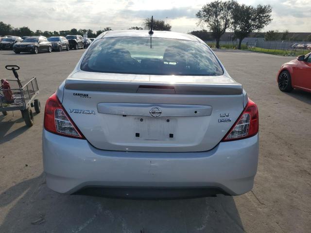 Photo 5 VIN: 3N1CN7AP8JL856351 - NISSAN VERSA S 