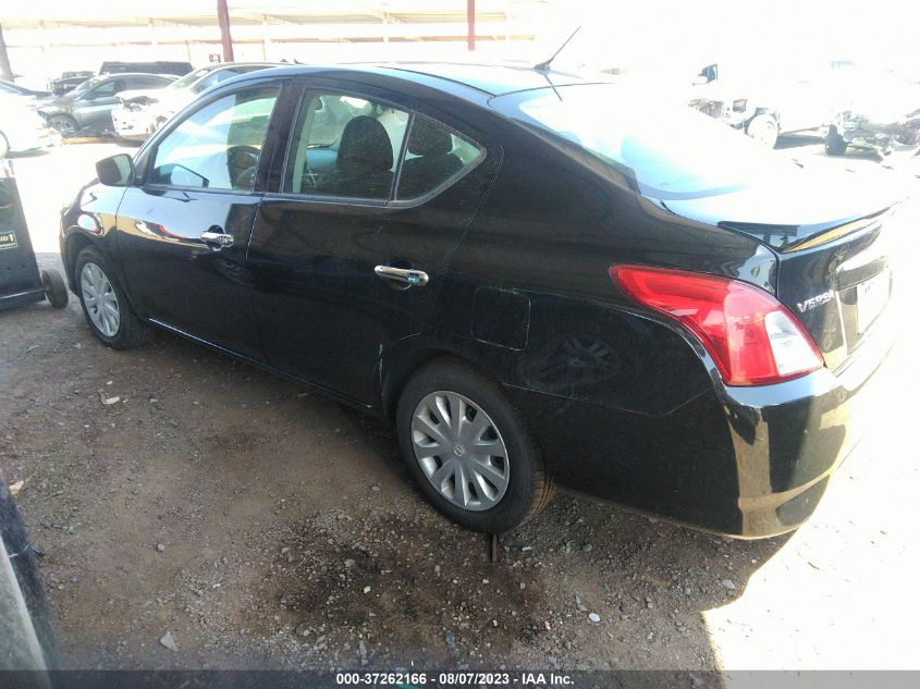 Photo 2 VIN: 3N1CN7AP8JL860190 - NISSAN VERSA 