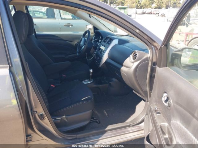 Photo 4 VIN: 3N1CN7AP8JL864157 - NISSAN VERSA 