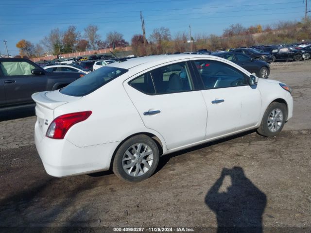 Photo 3 VIN: 3N1CN7AP8JL868144 - NISSAN VERSA 