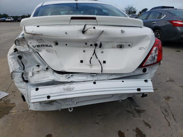 Photo 8 VIN: 3N1CN7AP8JL871318 - NISSAN VERSA S 