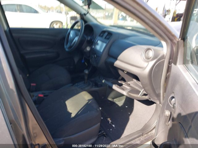 Photo 4 VIN: 3N1CN7AP8JL887891 - NISSAN VERSA 