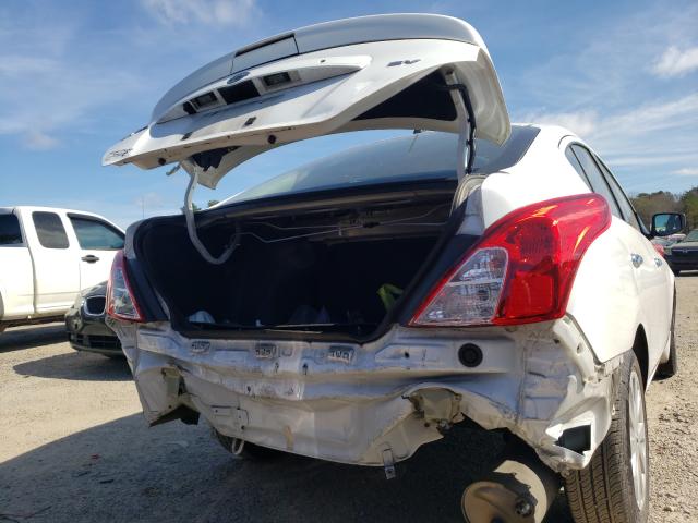 Photo 8 VIN: 3N1CN7AP8KL803781 - NISSAN VERSA S 