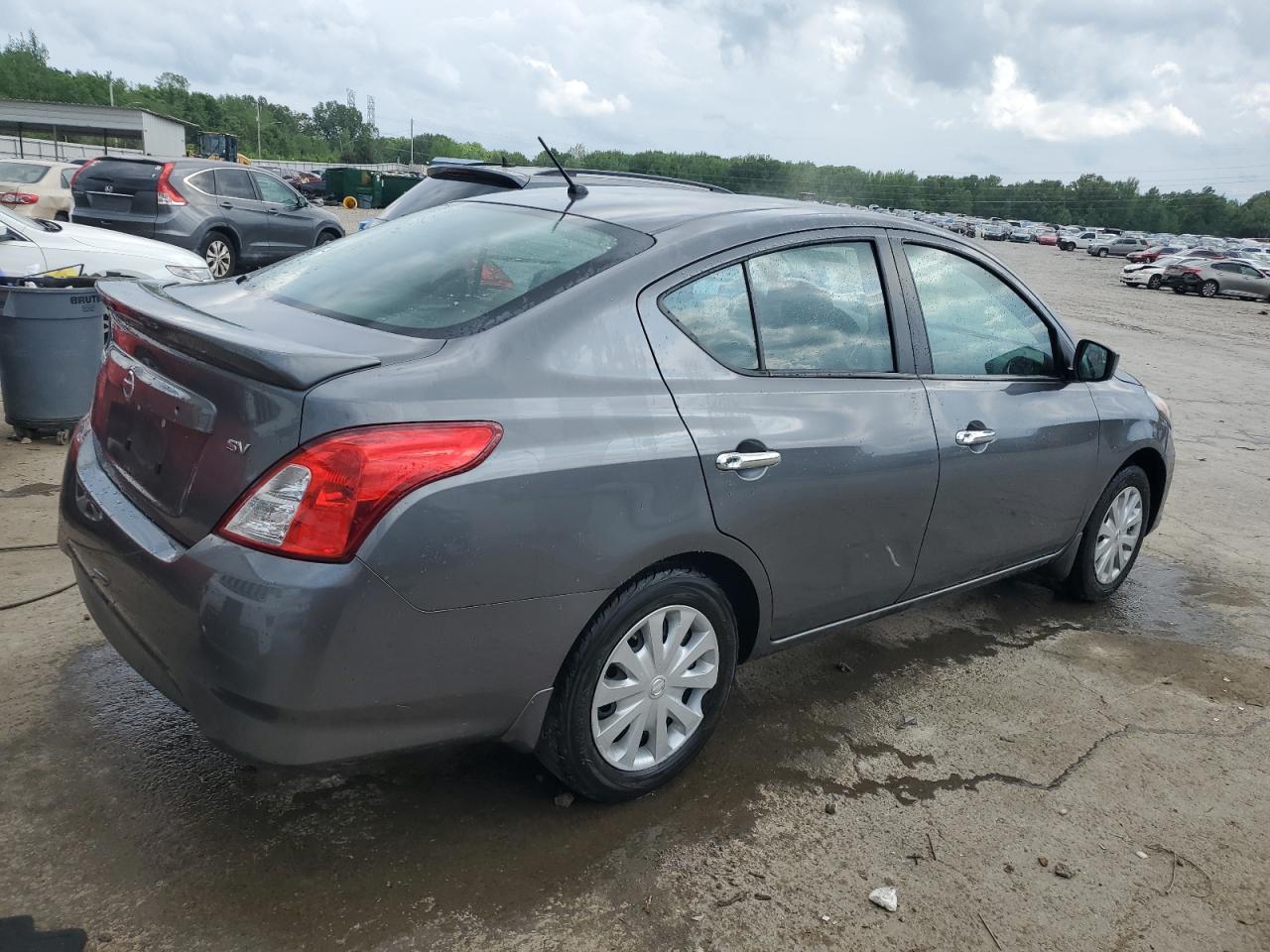 Photo 2 VIN: 3N1CN7AP8KL806468 - NISSAN VERSA 