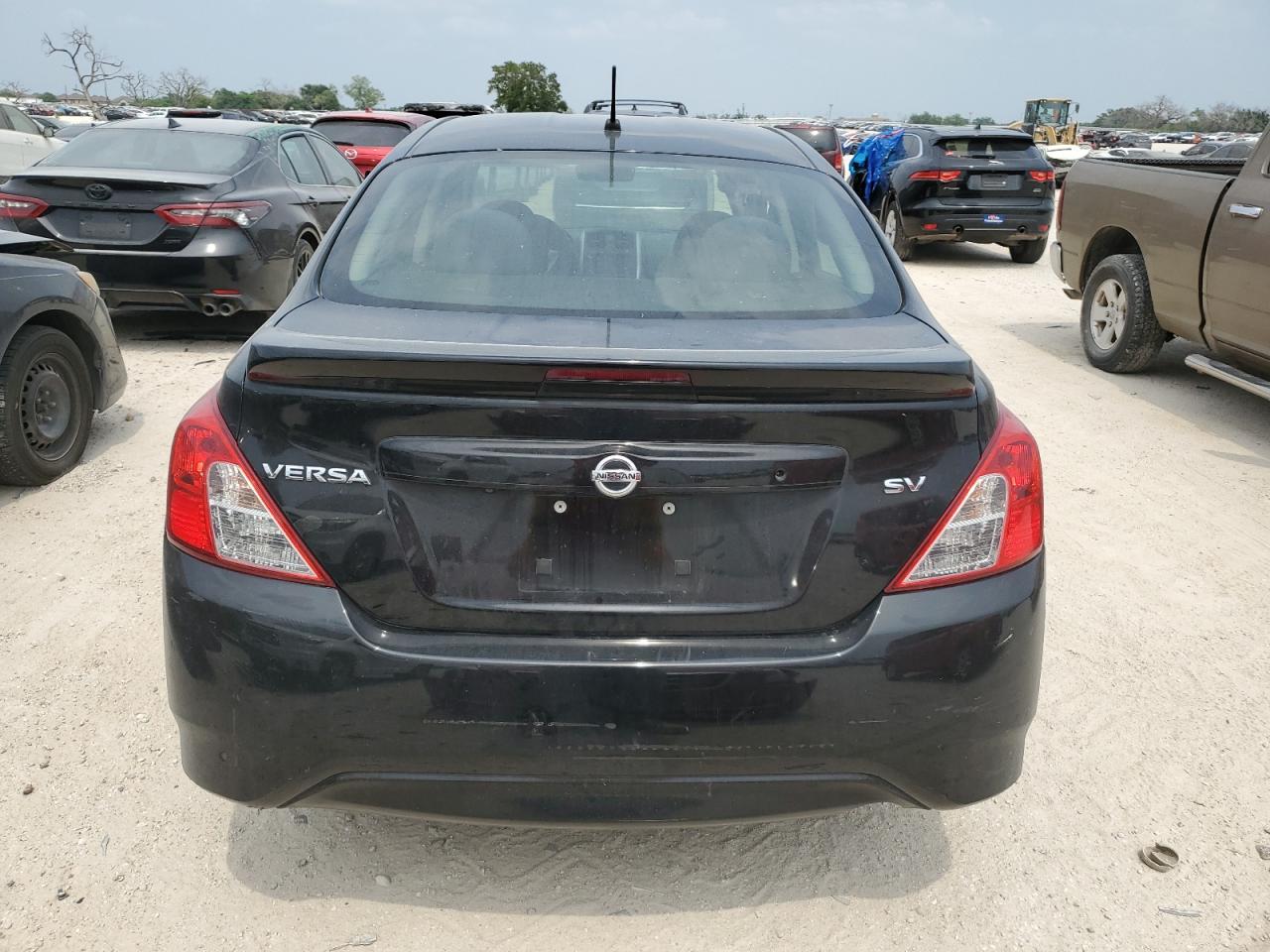 Photo 5 VIN: 3N1CN7AP8KL807006 - NISSAN VERSA 