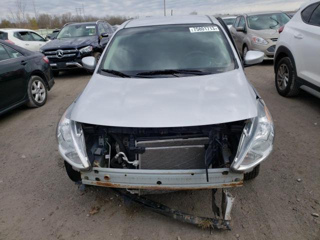 Photo 4 VIN: 3N1CN7AP8KL818121 - NISSAN VERSA 