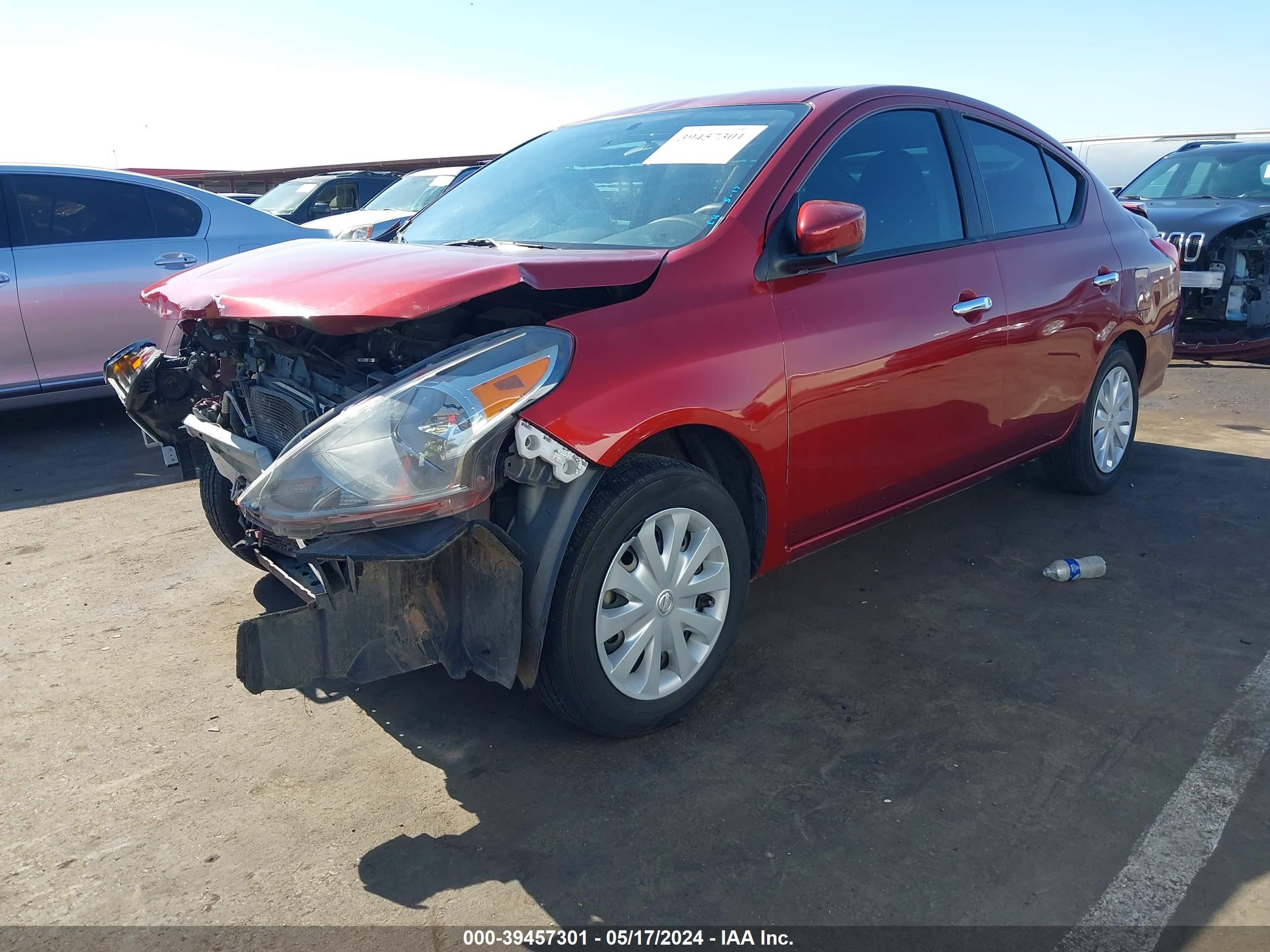 Photo 1 VIN: 3N1CN7AP8KL823237 - NISSAN VERSA 