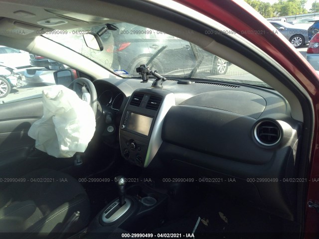 Photo 4 VIN: 3N1CN7AP8KL861700 - NISSAN VERSA SEDAN 