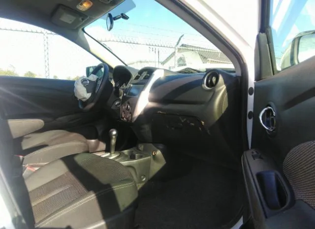 Photo 4 VIN: 3N1CN7AP8KL866461 - NISSAN VERSA SEDAN 