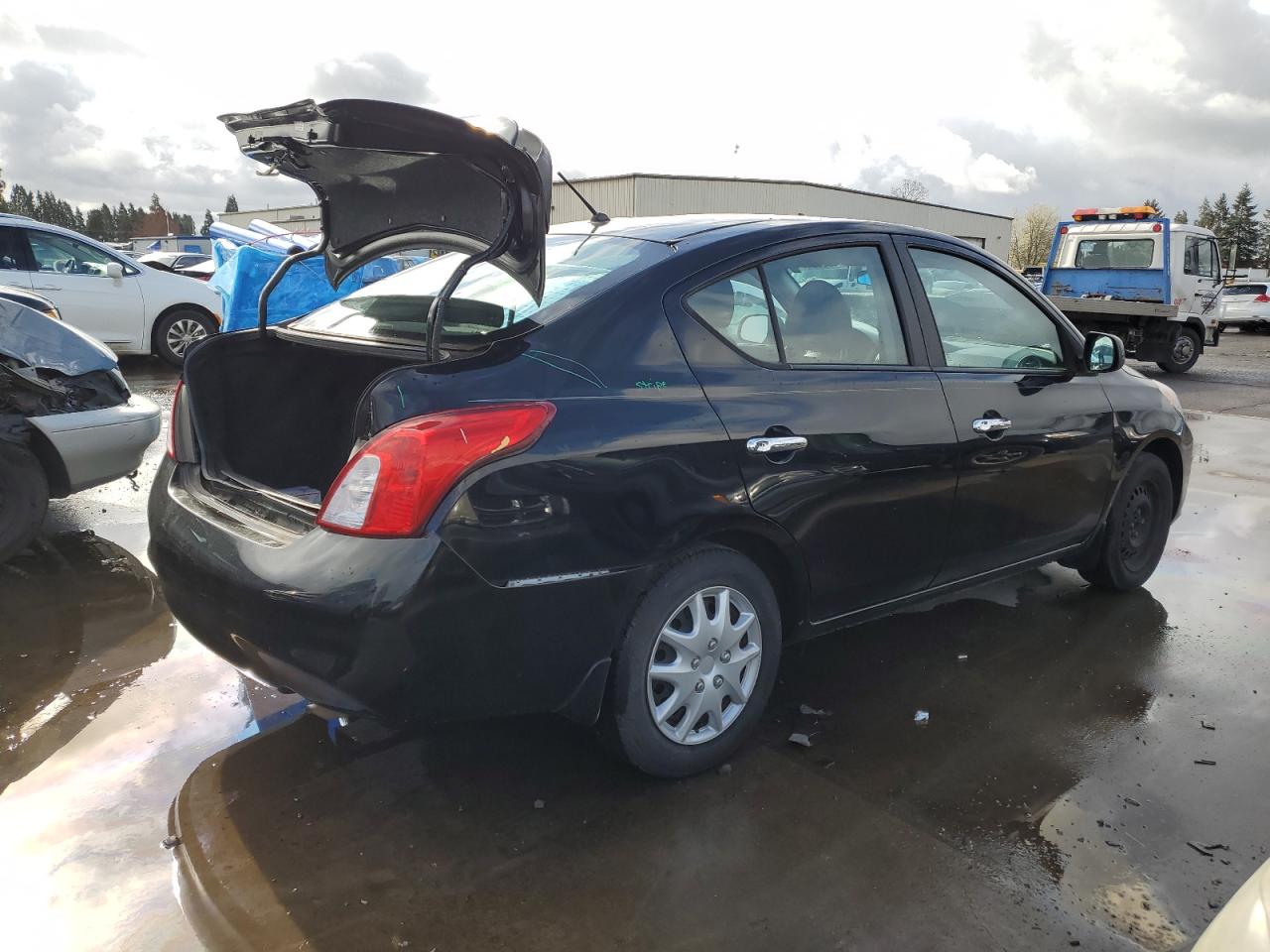 Photo 2 VIN: 3N1CN7AP9DL862888 - NISSAN VERSA 