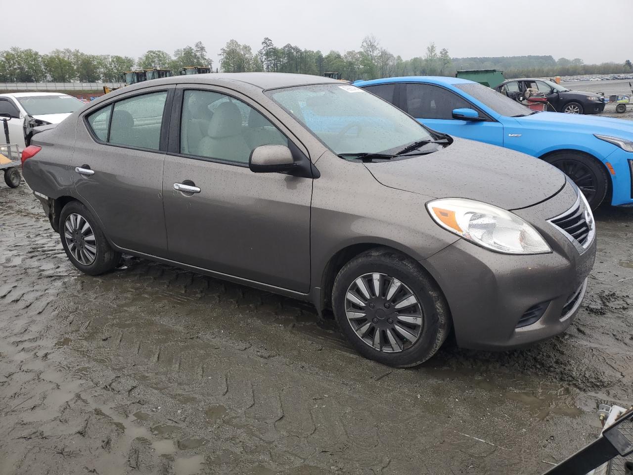 Photo 3 VIN: 3N1CN7AP9DL882557 - NISSAN VERSA 