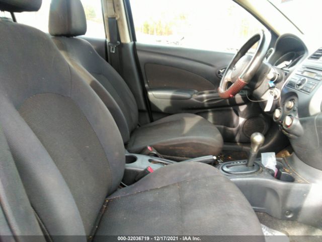 Photo 4 VIN: 3N1CN7AP9DL885121 - NISSAN VERSA 