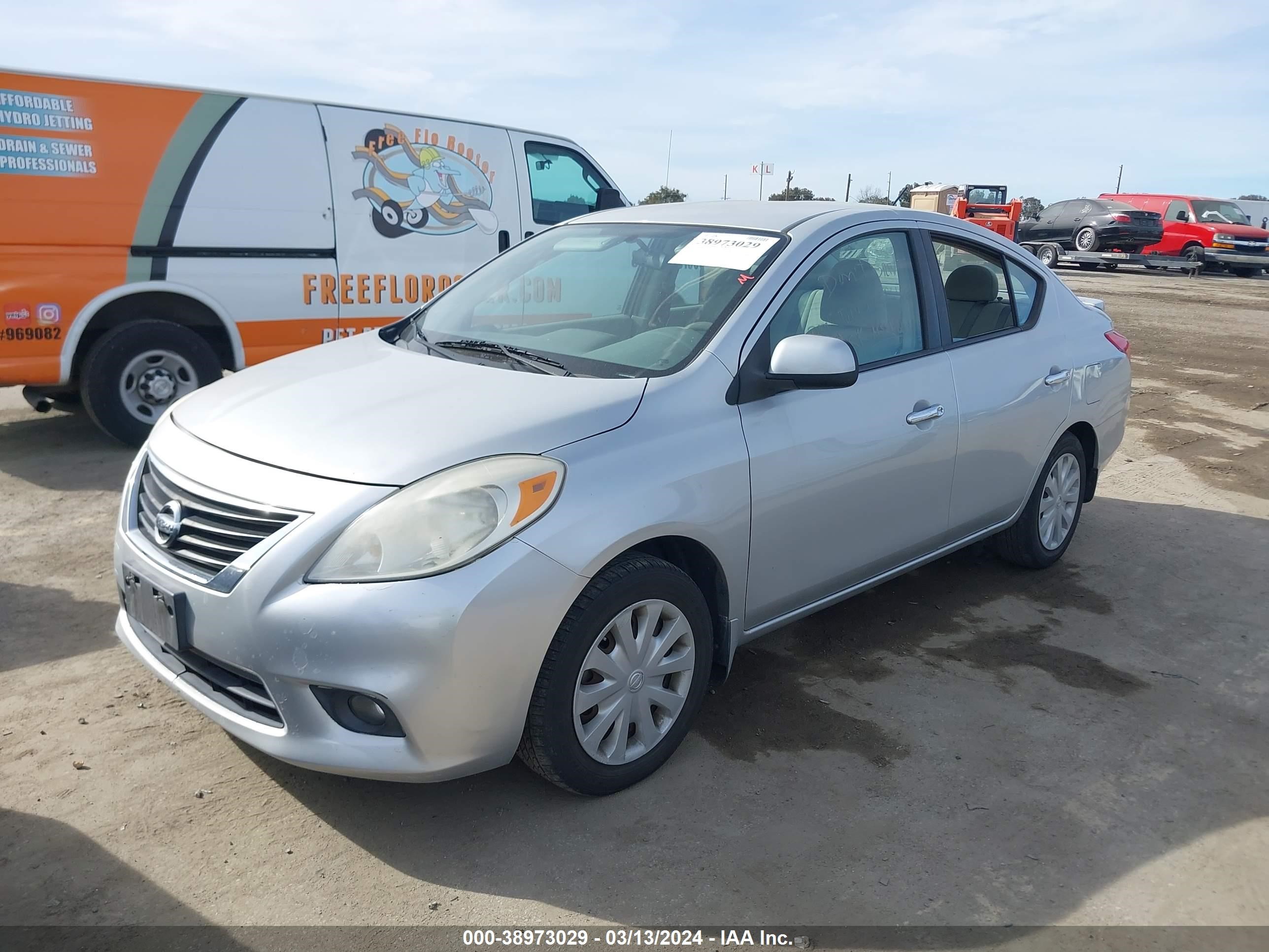 Photo 1 VIN: 3N1CN7AP9DL890089 - NISSAN VERSA 