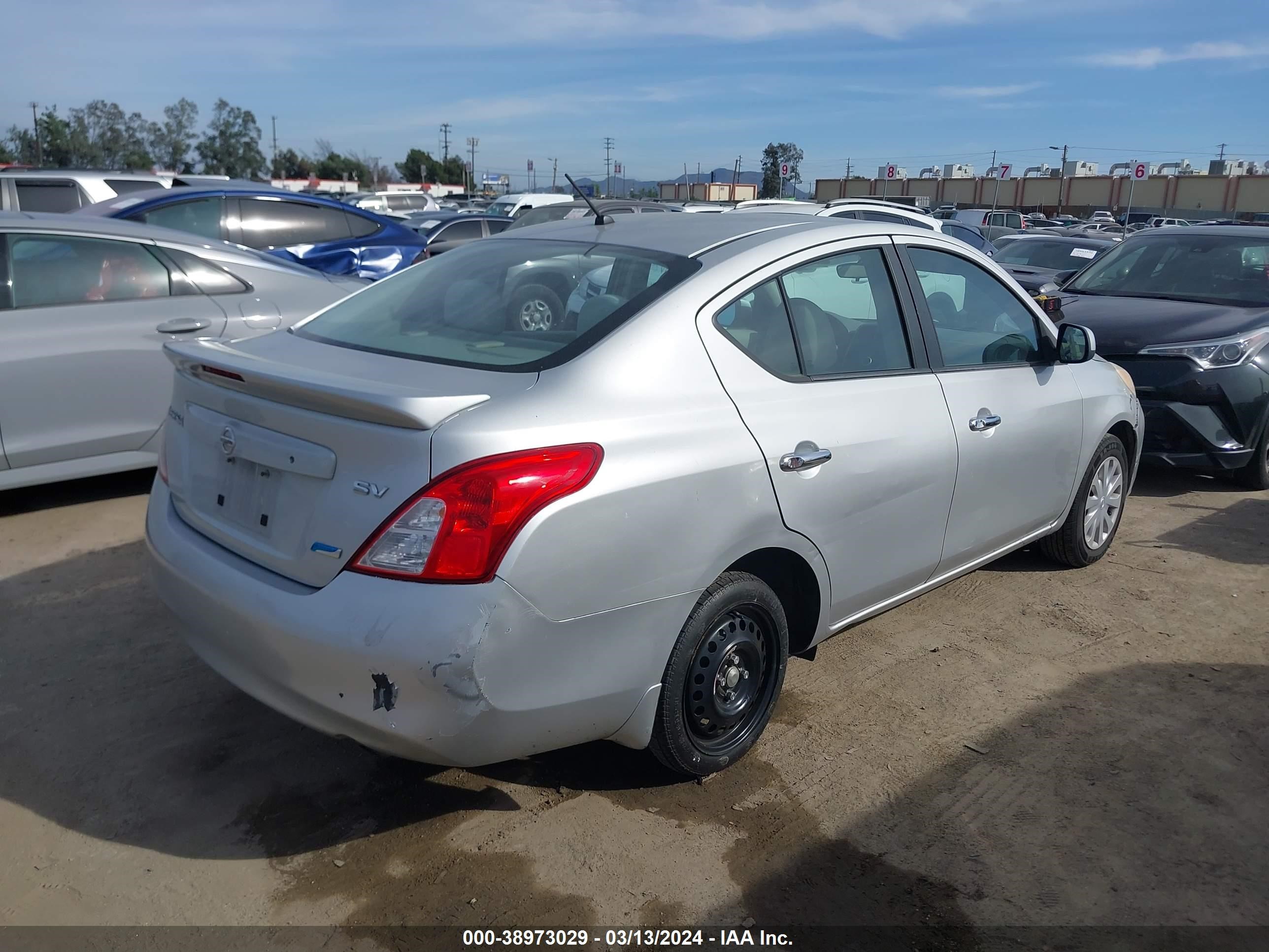 Photo 3 VIN: 3N1CN7AP9DL890089 - NISSAN VERSA 