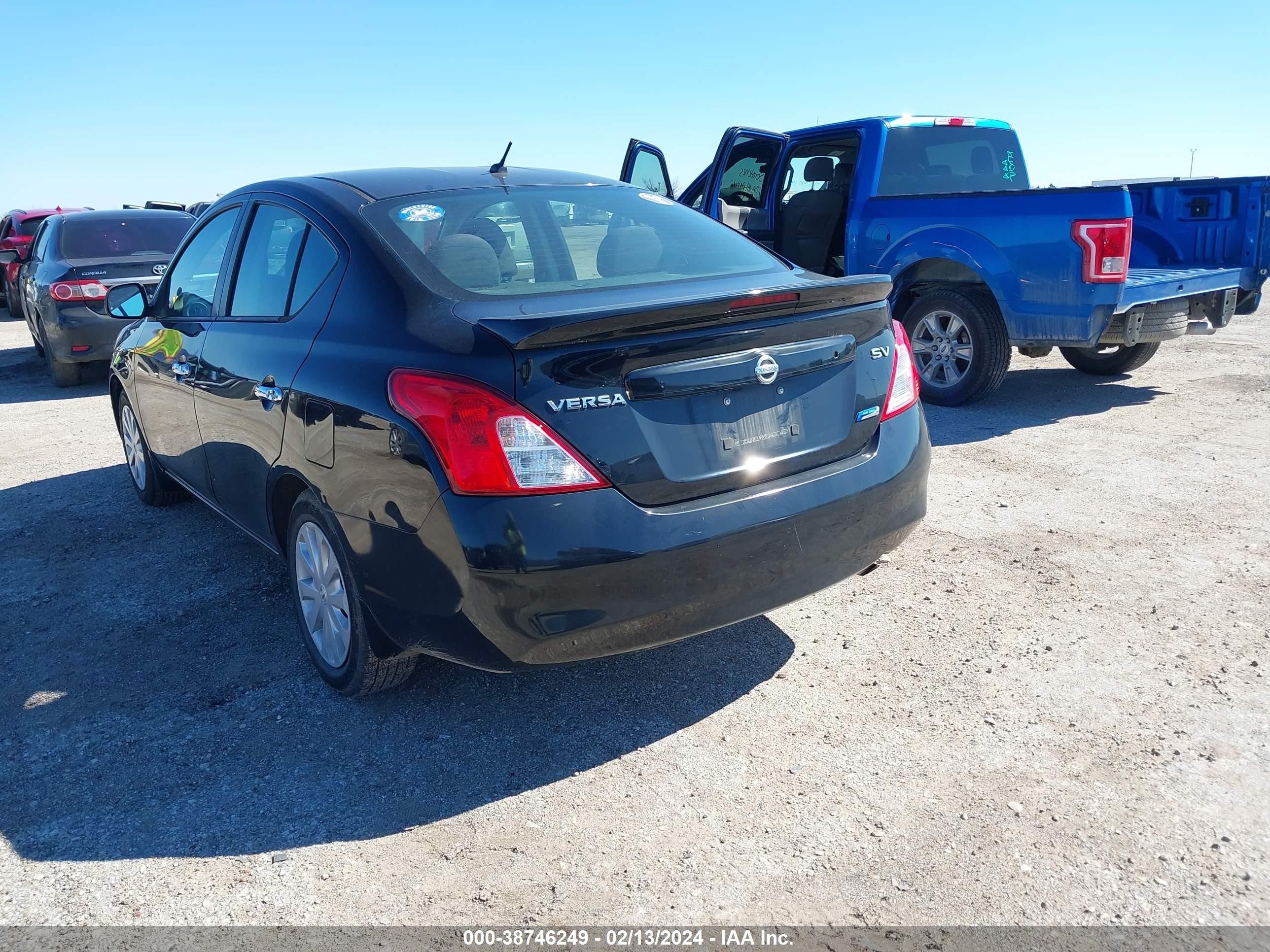 Photo 2 VIN: 3N1CN7AP9DL894644 - NISSAN VERSA 