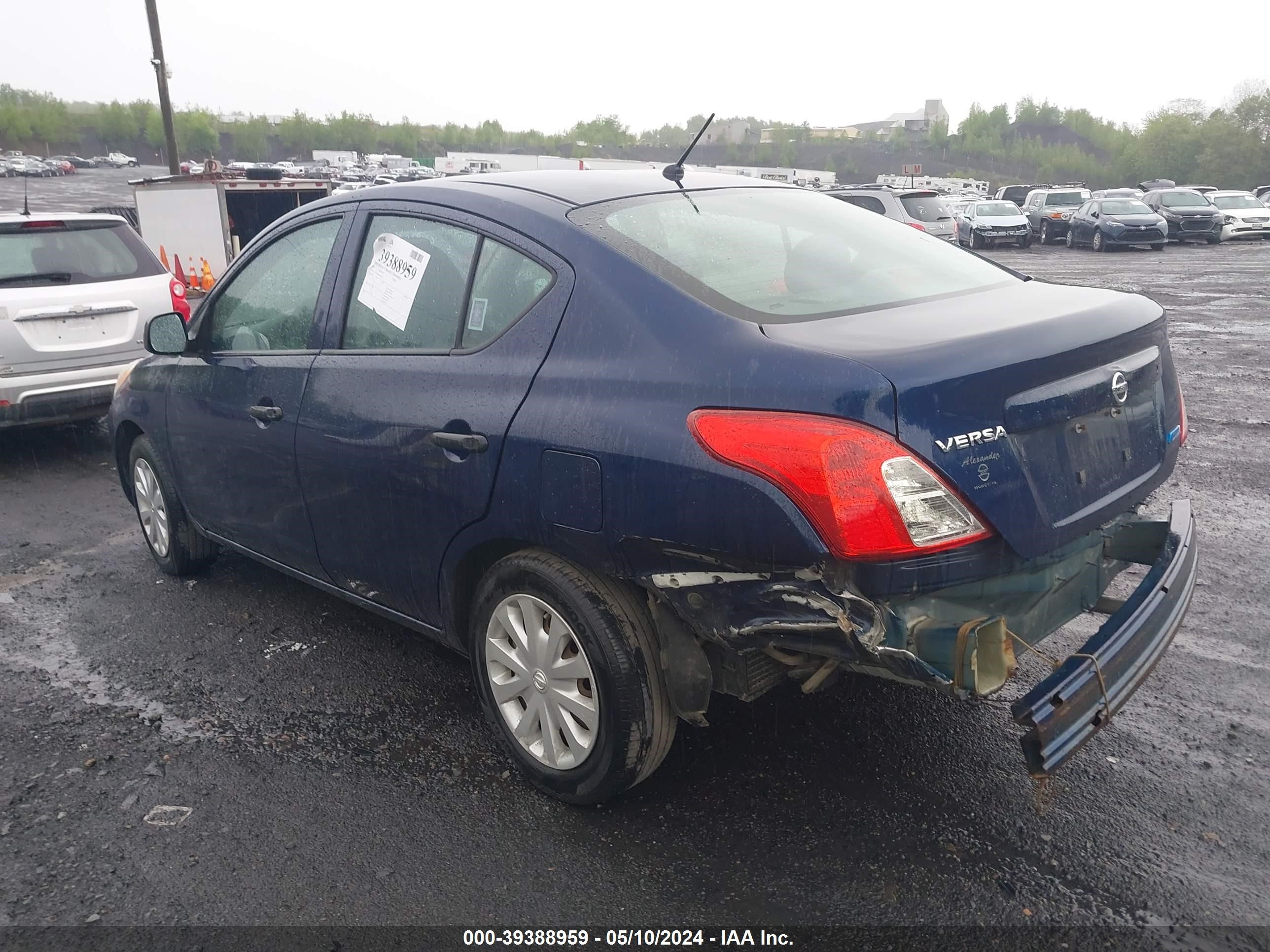 Photo 2 VIN: 3N1CN7AP9EL801557 - NISSAN VERSA 