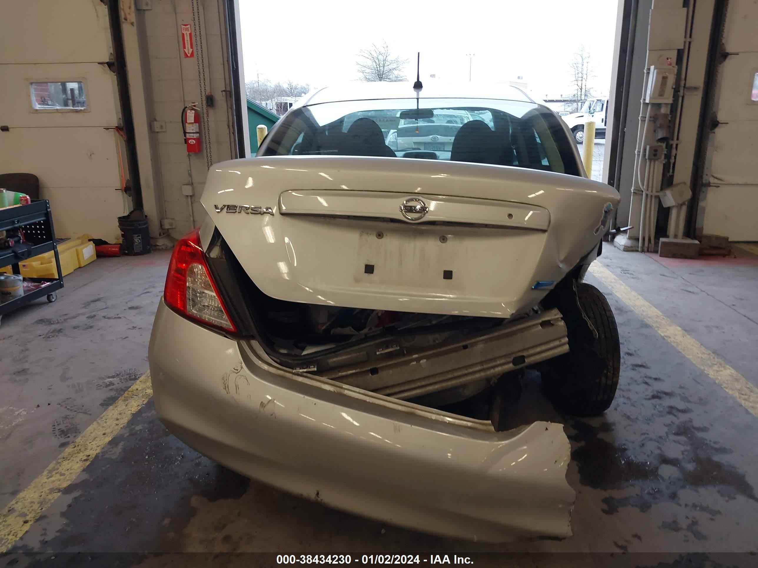 Photo 16 VIN: 3N1CN7AP9EL875366 - NISSAN VERSA 