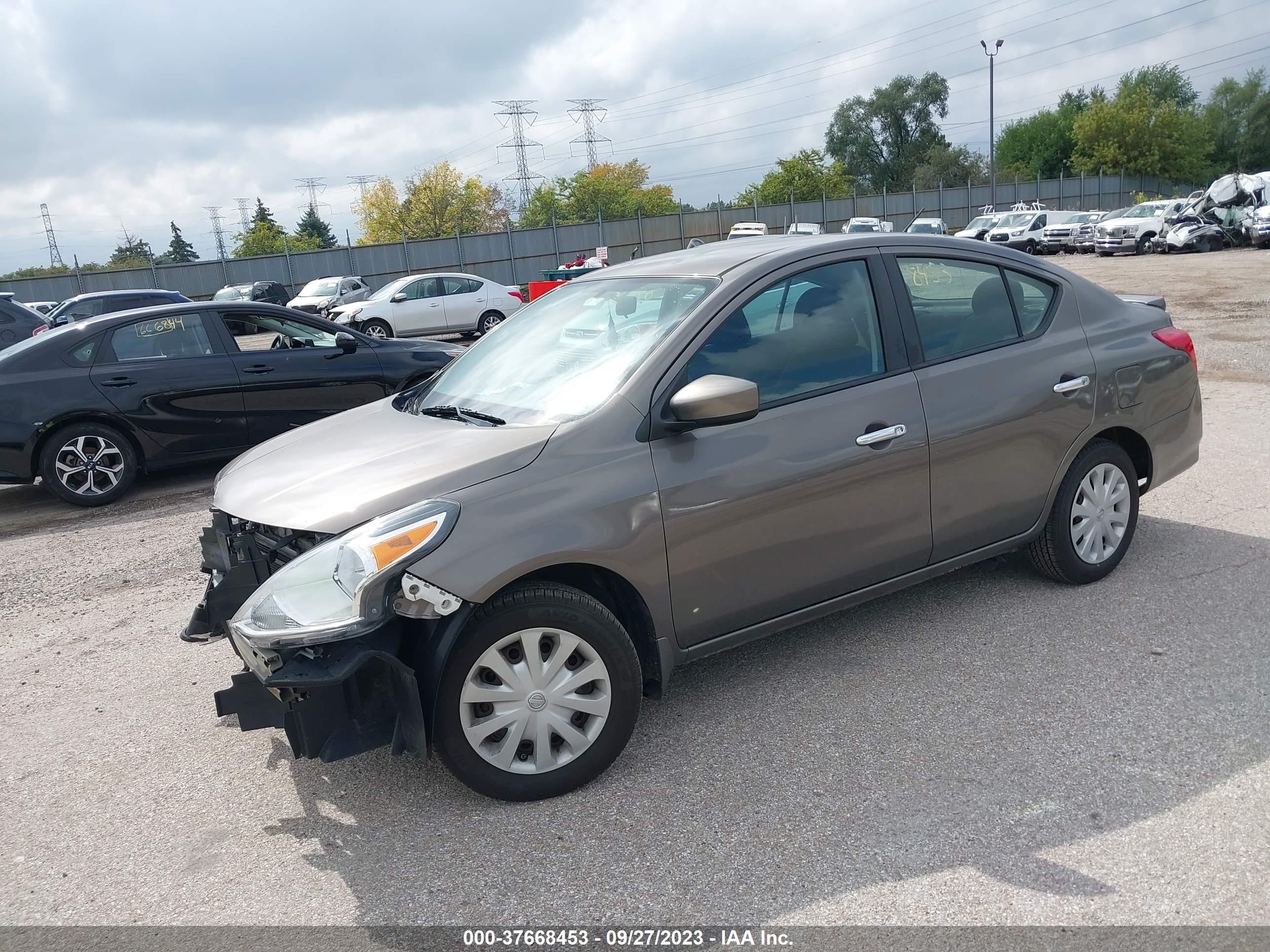 Photo 1 VIN: 3N1CN7AP9FL804363 - NISSAN VERSA 