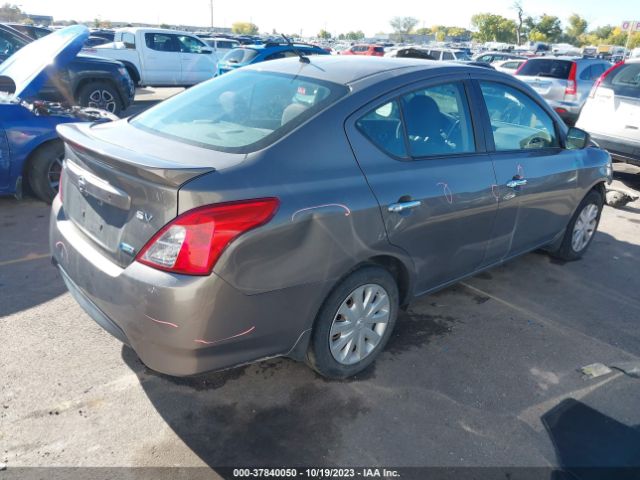 Photo 3 VIN: 3N1CN7AP9FL818795 - NISSAN VERSA 