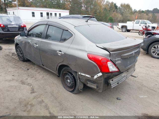 Photo 2 VIN: 3N1CN7AP9FL819896 - NISSAN VERSA 