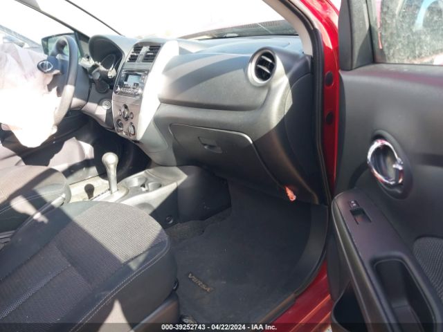 Photo 4 VIN: 3N1CN7AP9FL852865 - NISSAN VERSA 