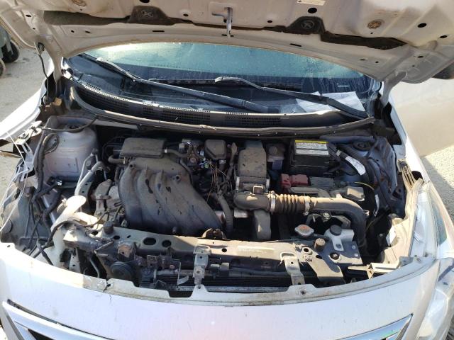 Photo 10 VIN: 3N1CN7AP9FL875501 - NISSAN VERSA S 