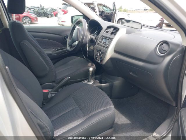 Photo 4 VIN: 3N1CN7AP9FL900252 - NISSAN VERSA 