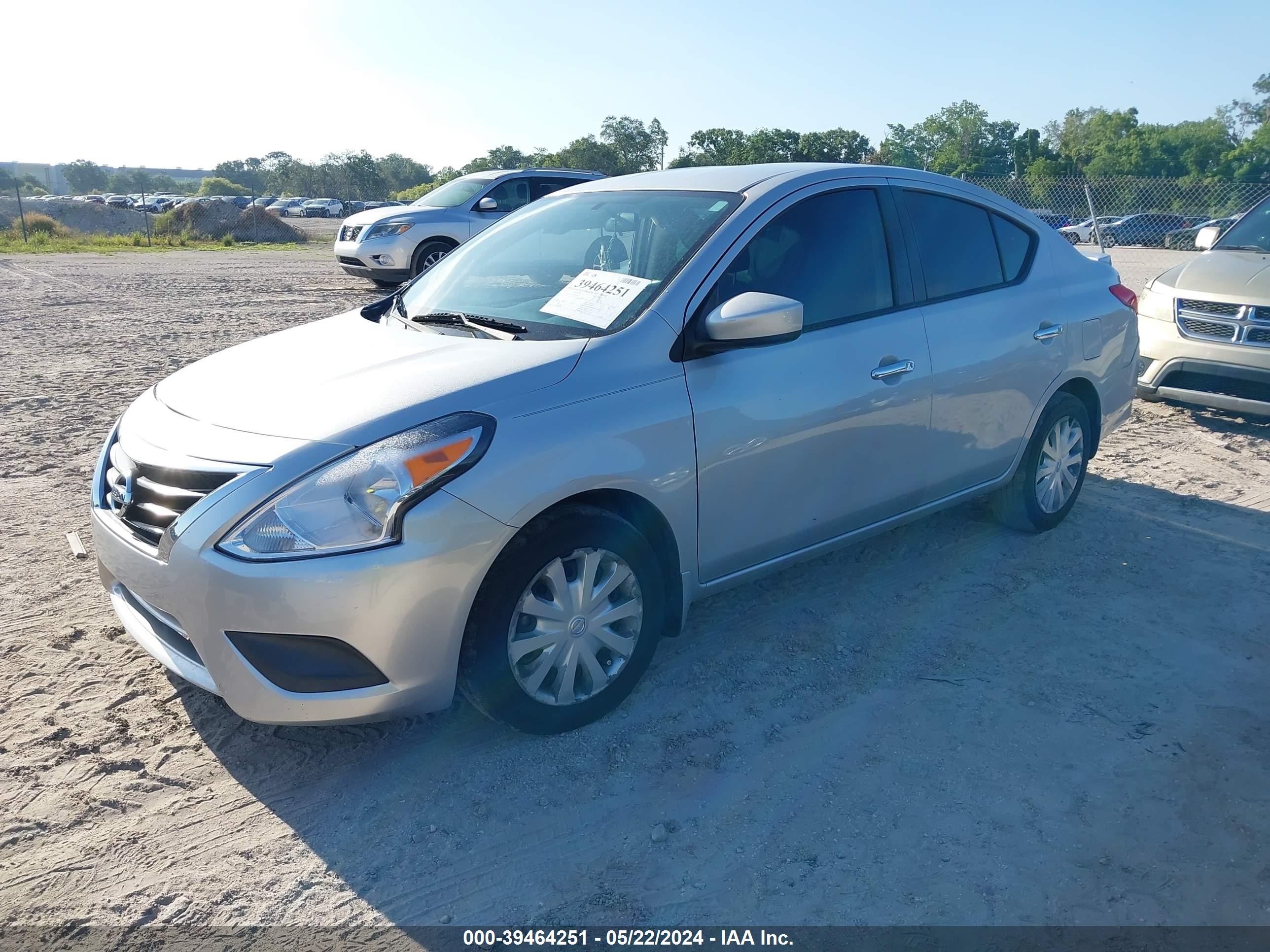 Photo 1 VIN: 3N1CN7AP9FL934322 - NISSAN VERSA 