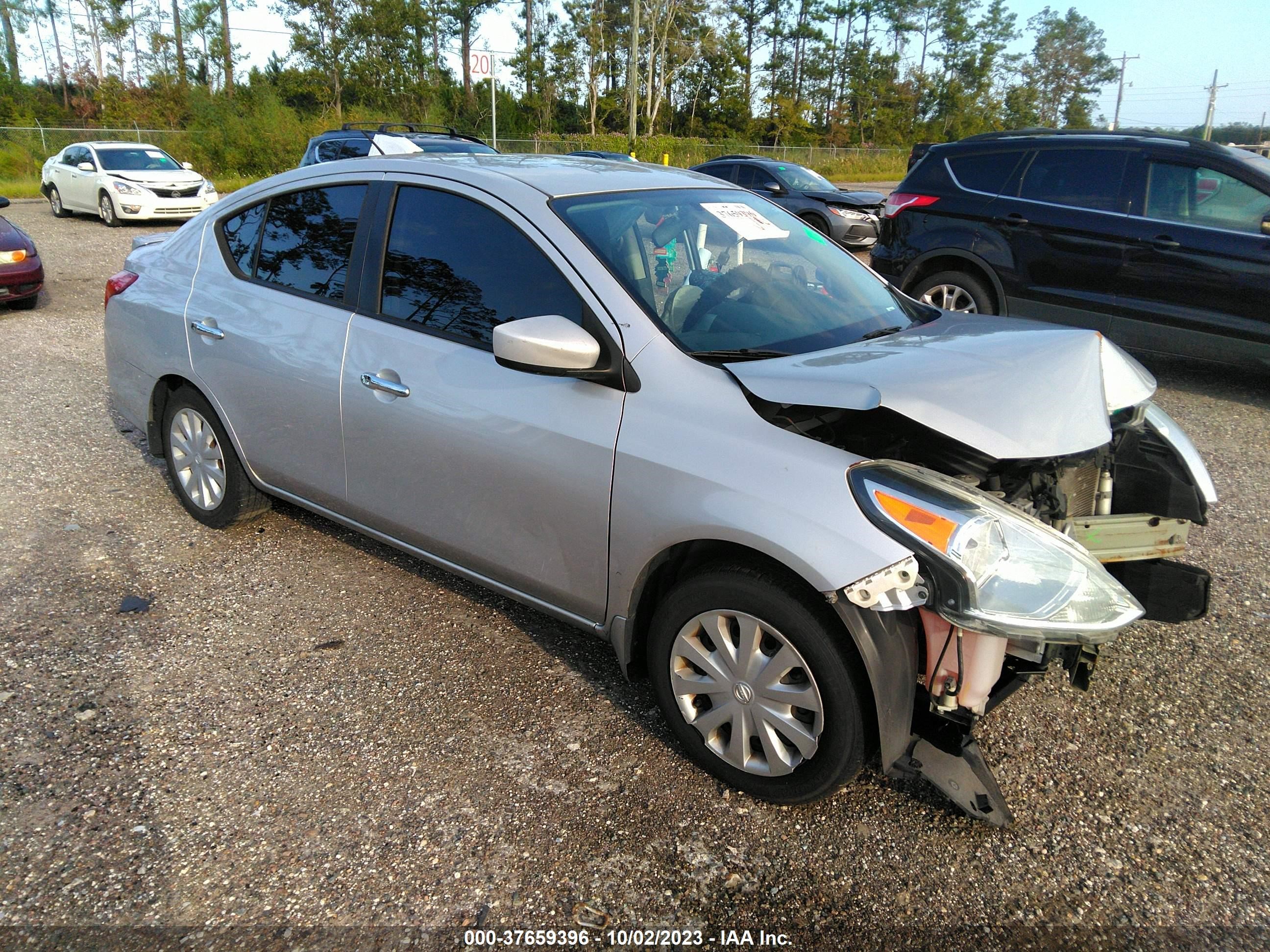 Photo 0 VIN: 3N1CN7AP9FL940735 - NISSAN VERSA 