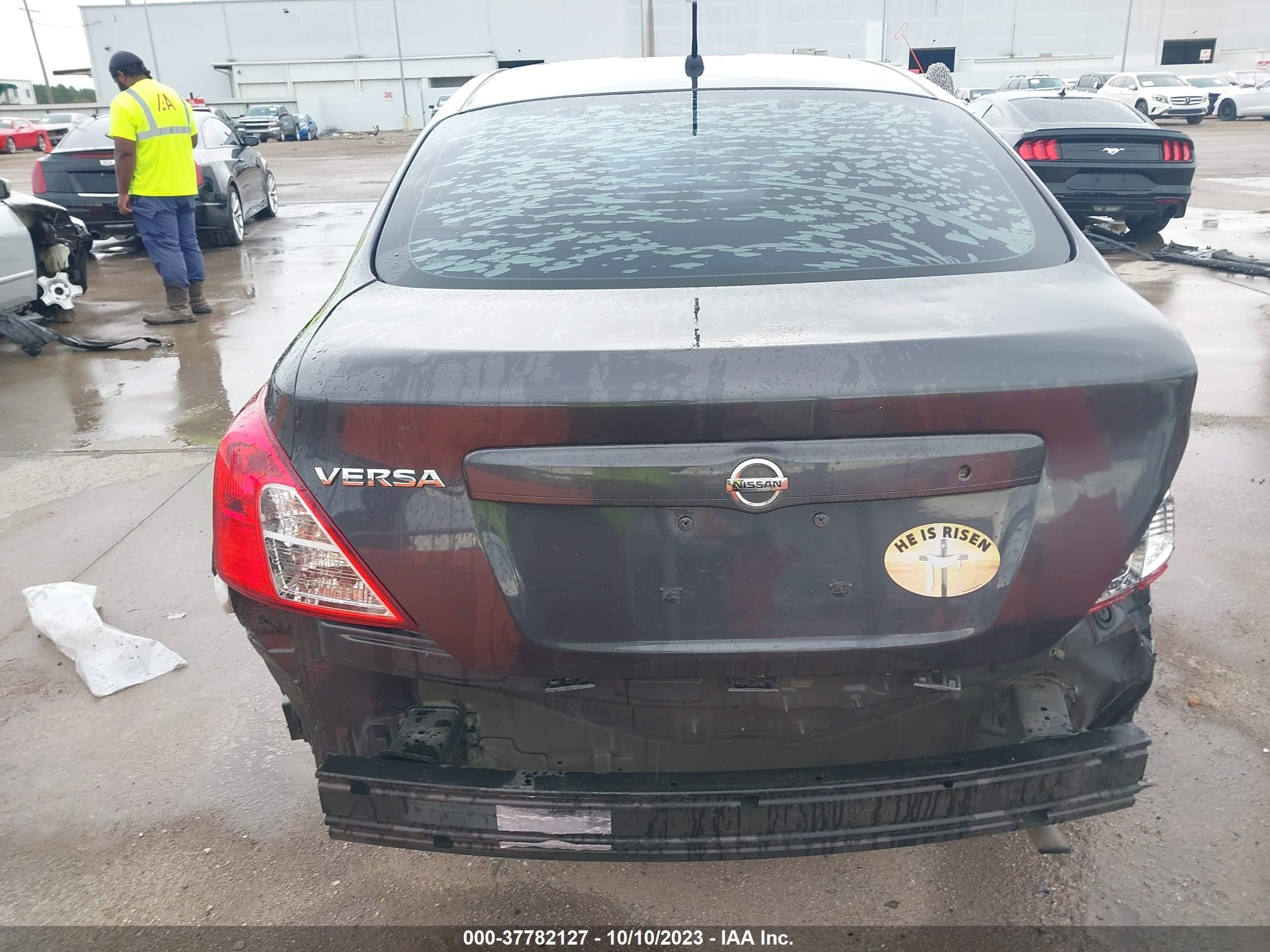 Photo 16 VIN: 3N1CN7AP9FL949032 - NISSAN VERSA 