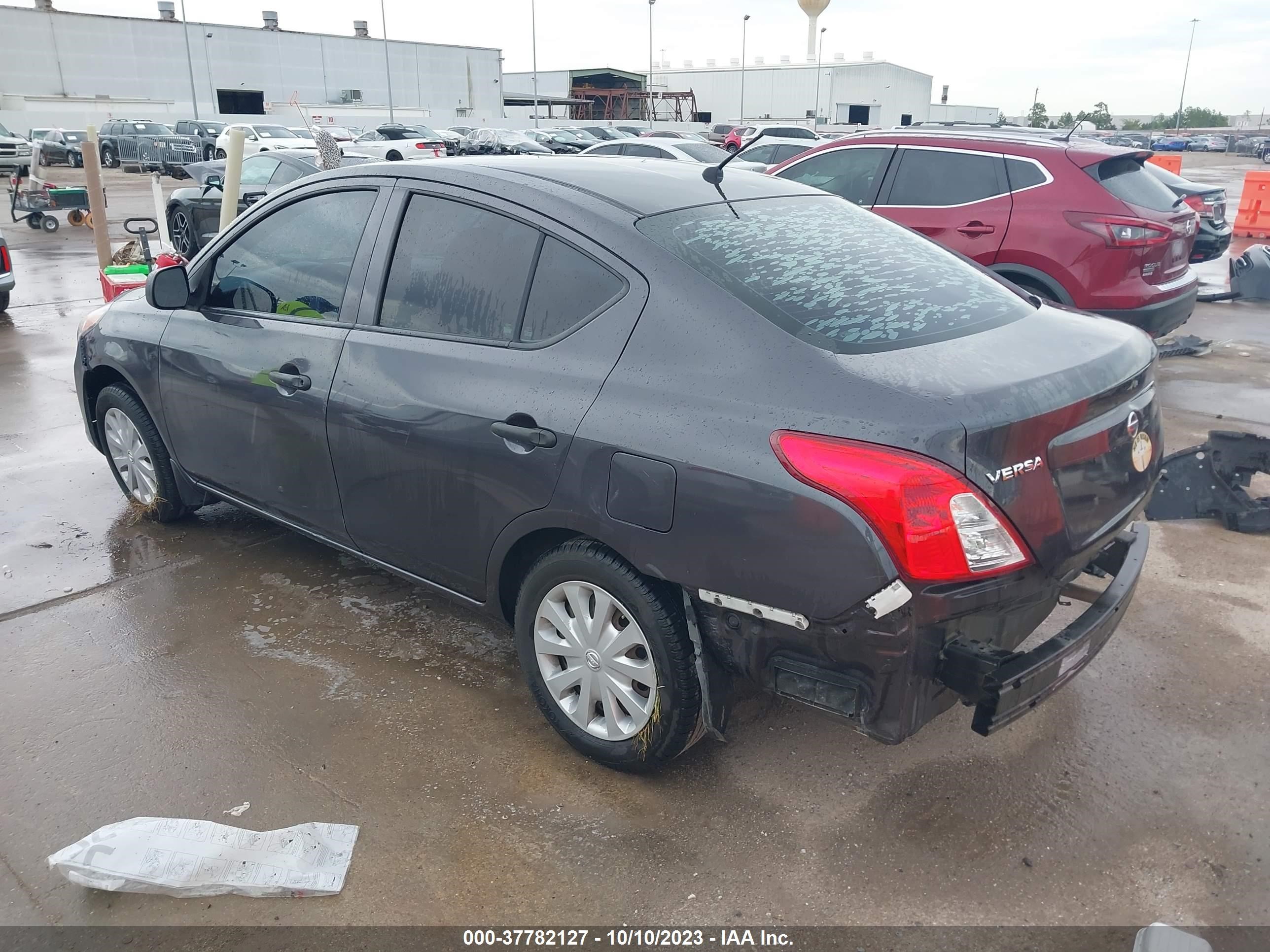 Photo 2 VIN: 3N1CN7AP9FL949032 - NISSAN VERSA 