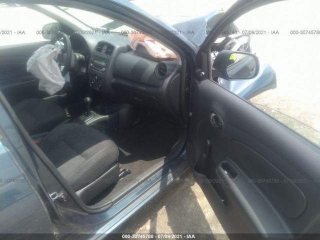 Photo 4 VIN: 3N1CN7AP9FL955509 - NISSAN VERSA 