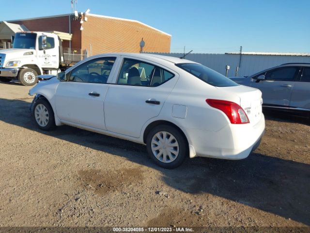 Photo 2 VIN: 3N1CN7AP9GL832374 - NISSAN VERSA 