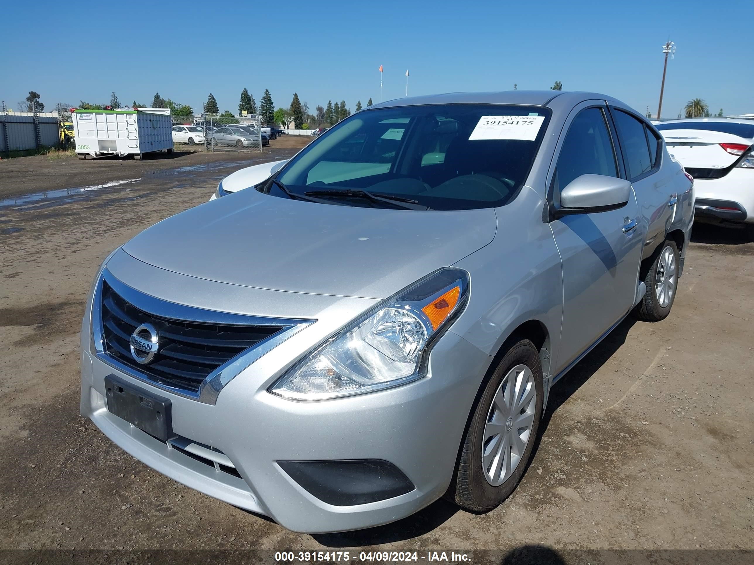 Photo 1 VIN: 3N1CN7AP9GL838918 - NISSAN VERSA 