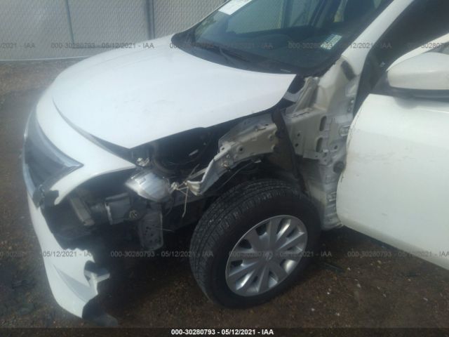 Photo 5 VIN: 3N1CN7AP9GL862751 - NISSAN VERSA 