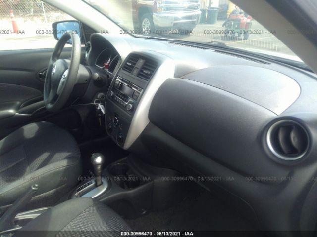 Photo 4 VIN: 3N1CN7AP9GL881316 - NISSAN VERSA 