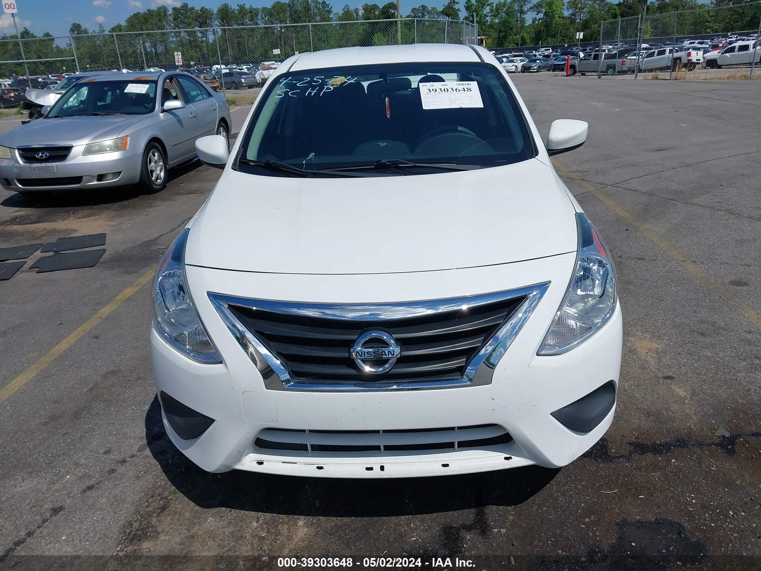 Photo 11 VIN: 3N1CN7AP9GL907199 - NISSAN VERSA 