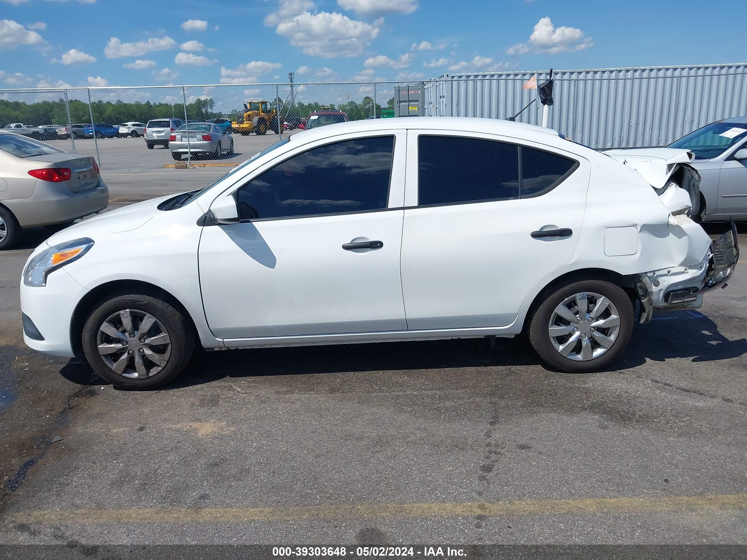 Photo 13 VIN: 3N1CN7AP9GL907199 - NISSAN VERSA 