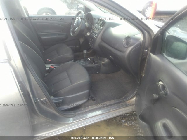 Photo 4 VIN: 3N1CN7AP9HL830111 - NISSAN VERSA SEDAN 