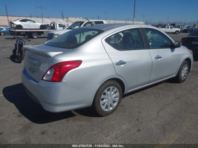 Photo 3 VIN: 3N1CN7AP9JK407654 - NISSAN VERSA 